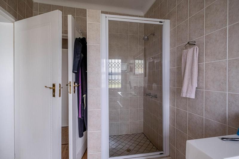 5 Bedroom Property for Sale in Linkside Eastern Cape